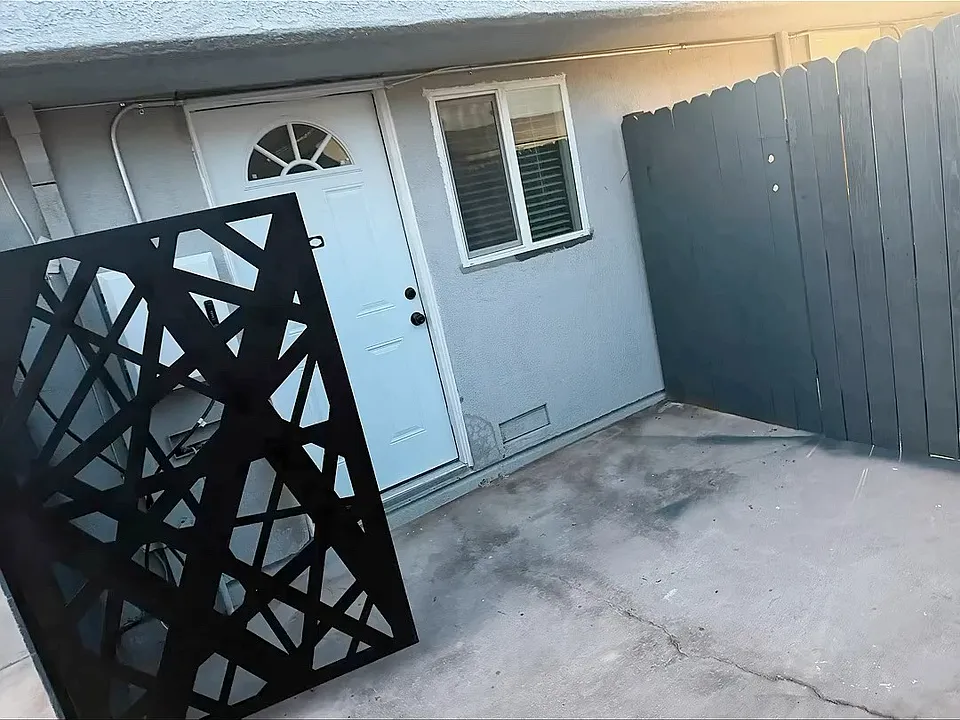 3020 Garnet Ct