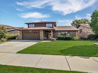12557 S Mason Ave, Alsip, IL 60803