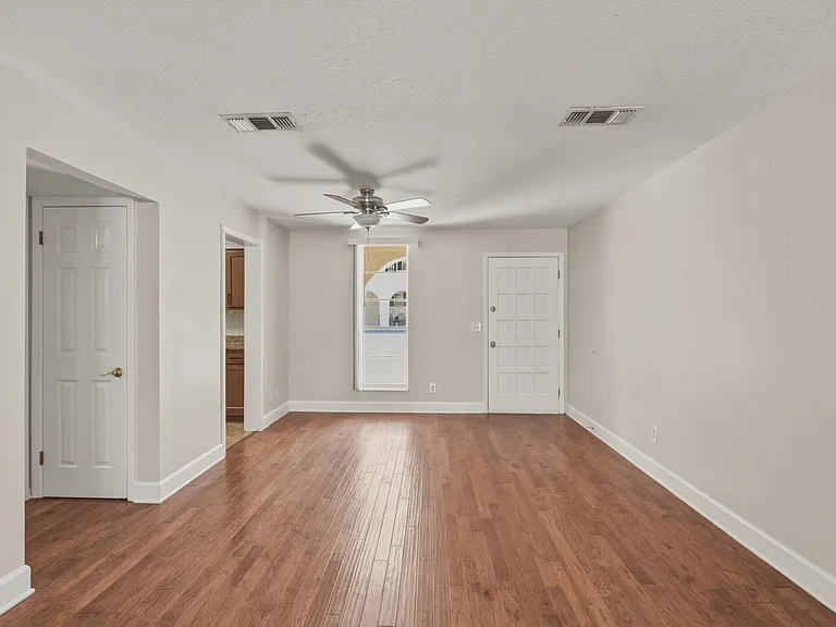 1757 El Camino Rd #4 — Photo 11