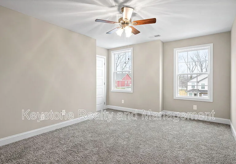 1237 Cardinal Creek Dr — Photo 8