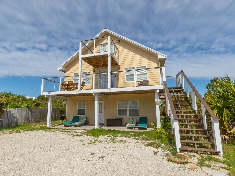 962 W Beach Blvd