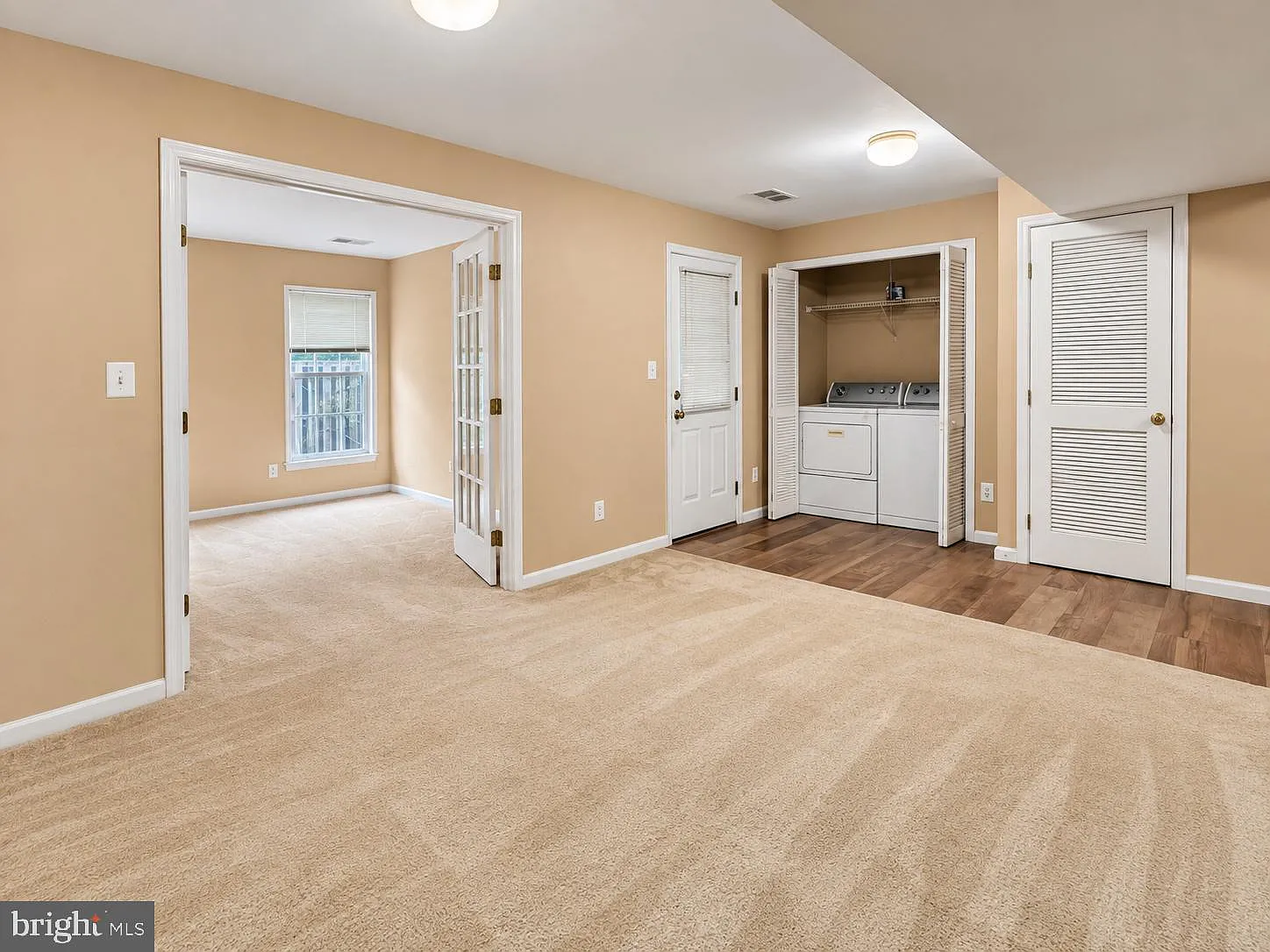 3 bed, 2.5 bath, 2070 sqft, $2,800 — Photo 3