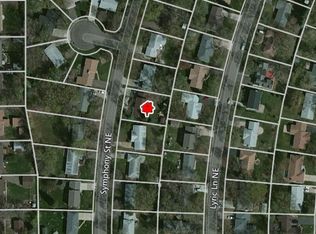 7341 Symphony St NE, Fridley, MN 55432