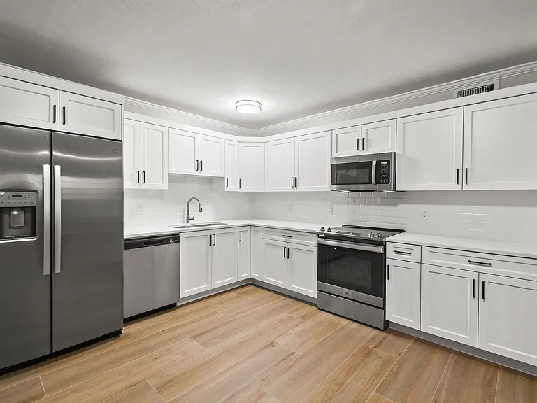 324 Southwind Dr #15 — Photo 3