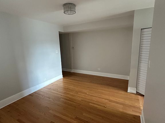 3rd image of 6904 S Wabash Ave APT 2