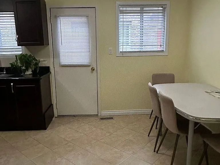 97 Sandy Haven Dr E — Photo 5