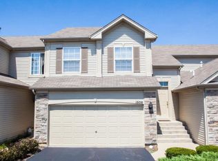 1608 Fredericksburg Ln, Aurora, IL 60503