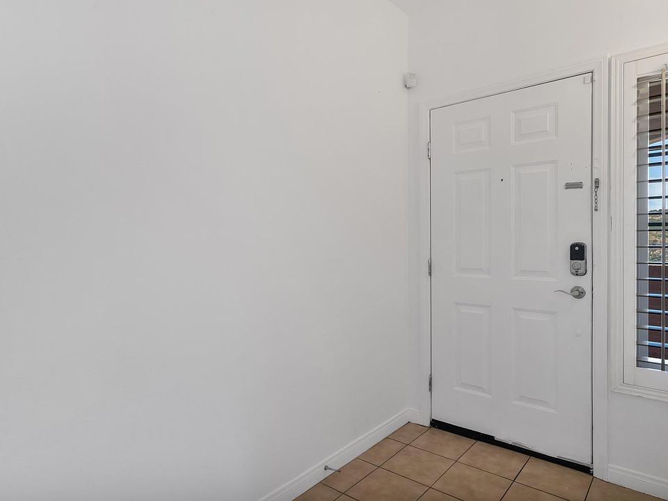 2715 Lake Pointe Dr Spring Valley, CA Zillow Apartments for Rent in