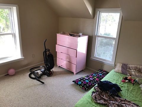 4th image of 118 Sanborn St