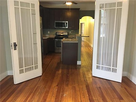 3rd image of 1216 Clouet St
