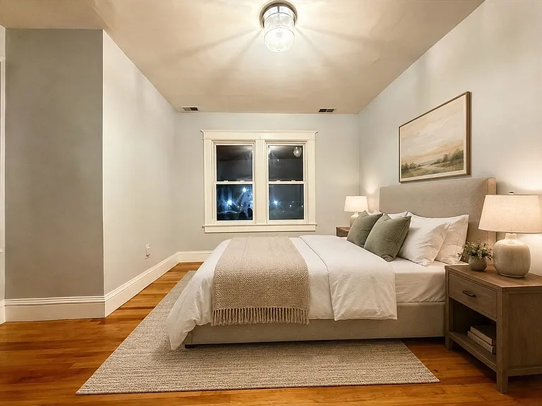 90 Vernon St #3 — Photo 12