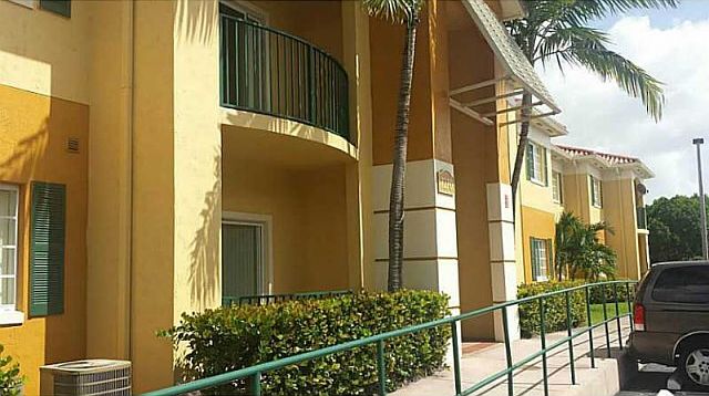 1st image of 7270 NW 114th Ave #1089