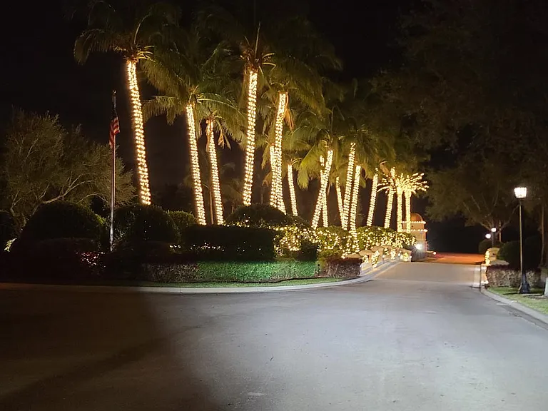 Village Walk Entrance. VW is located about 15-20 minutes straight travel to Gulf Coast white sand beaches.