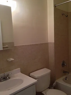 Rented by Bohemia Realty Group | media 8
