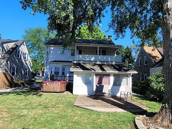3rd image of 2245 Mershon St