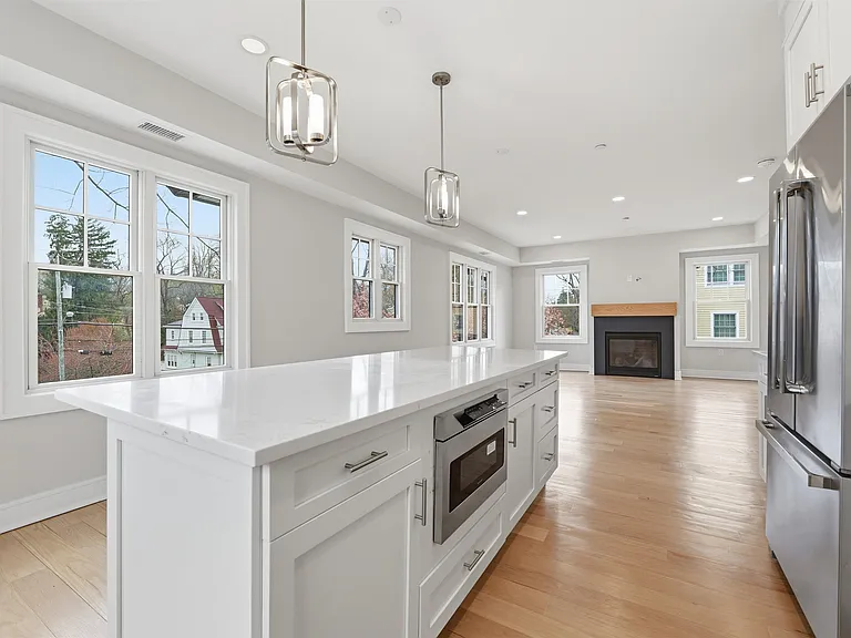 603 Springfield Ave #103 — Photo 9