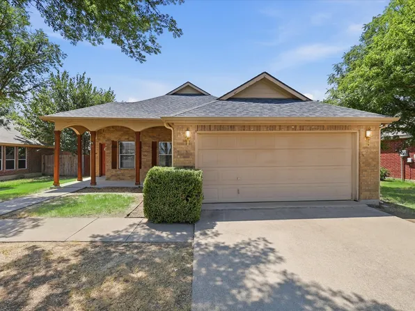 3003 Lake Ridge Dr, Sanger, TX 76266