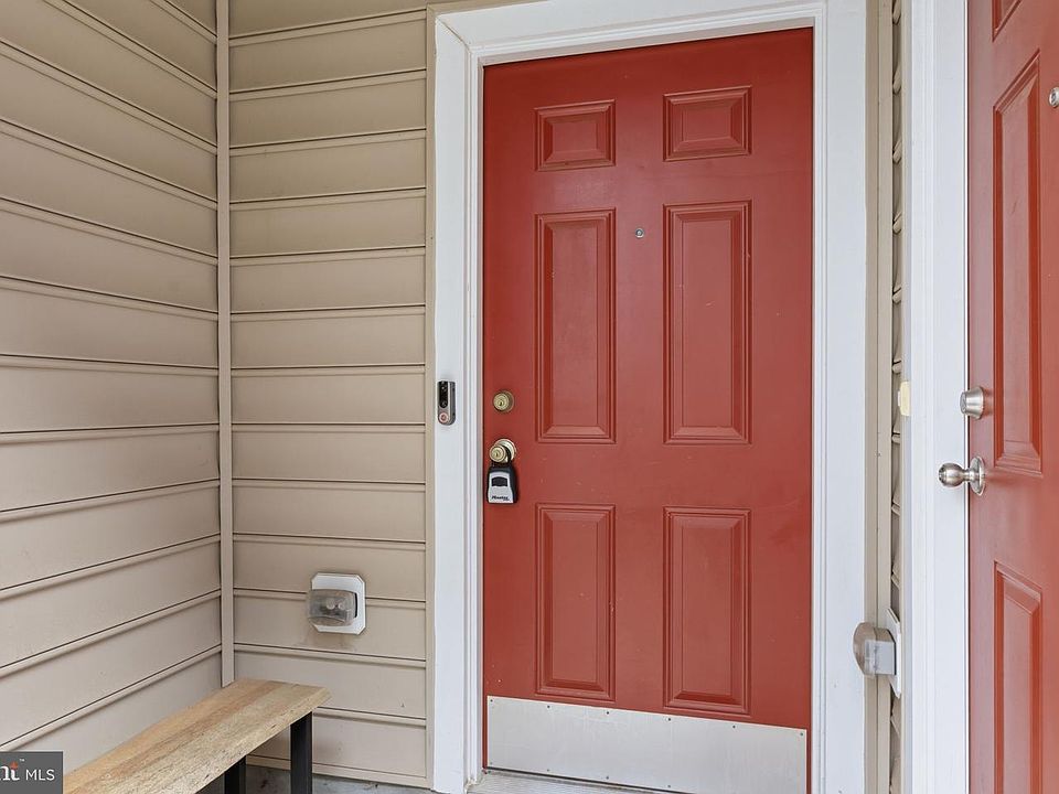 1st image of 9550 Chancellorsville Ln