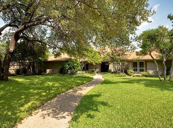 2nd image of 6408 Creekhaven Pl