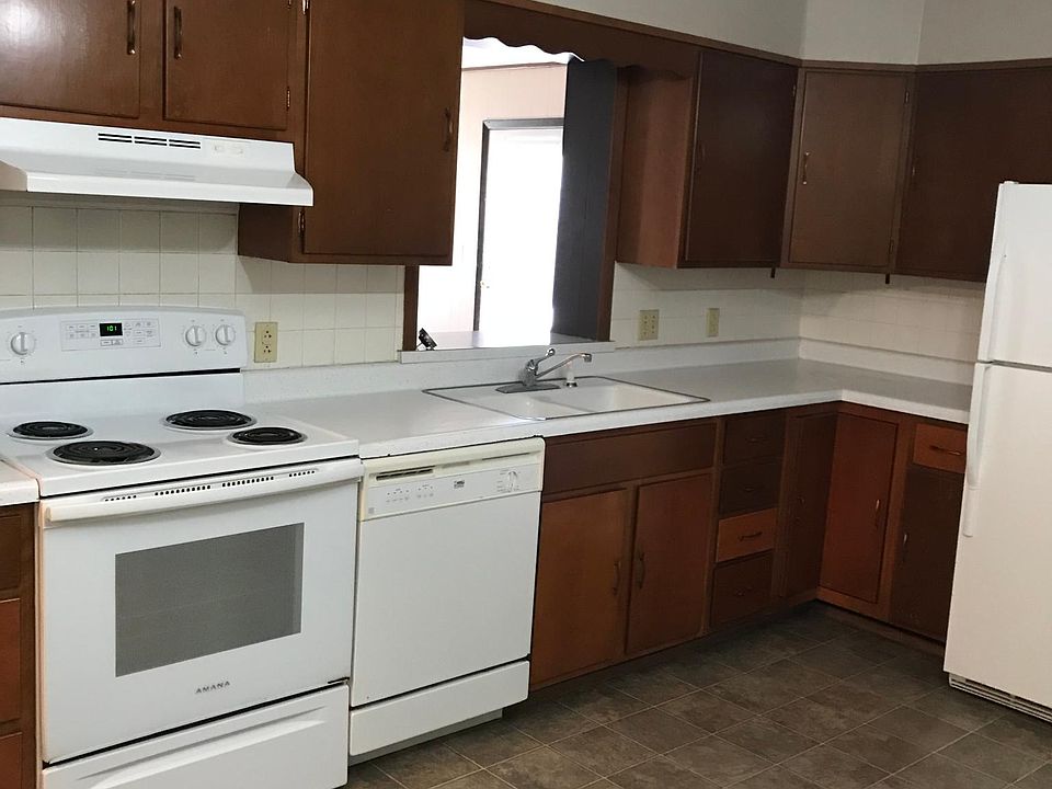 2nd image of 315 W Wakefield Ave #315