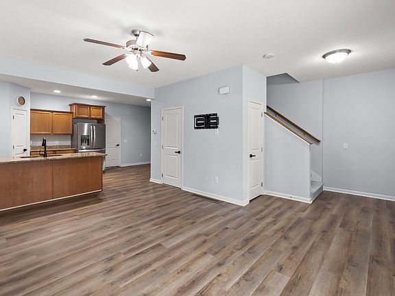 3rd image of 9175 Coneflower Dr Unit 104