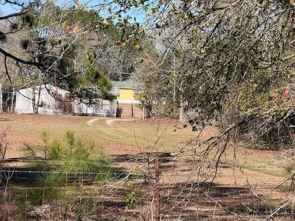 124 Dicksons Mill Pond Rd #B, Fitzgerald, GA 31750