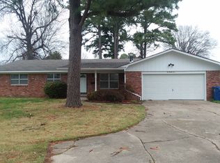 225 10th Ave NE, Miami, OK 74354