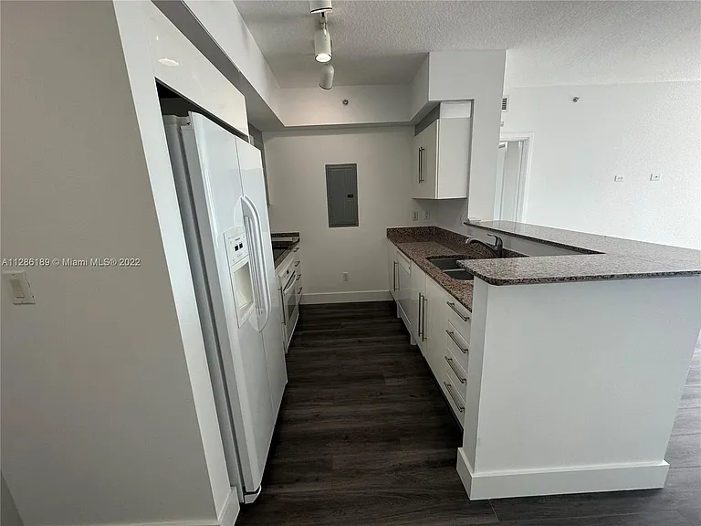 325 S Biscayne Blvd #2717 — Photo 5