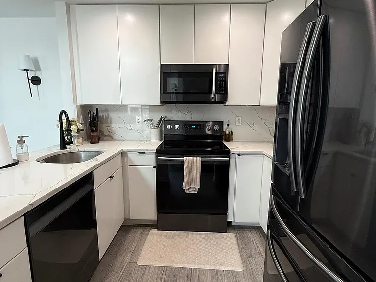 7809 Harrowgate Cir #C — Photo 8