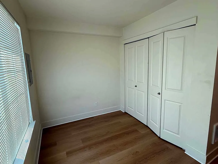 4224 Pasadena Pl NE — Photo 4