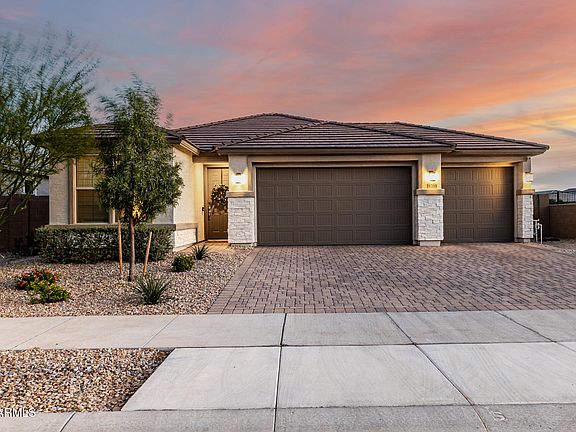 4th image of 18599 W EL CORTEZ Place