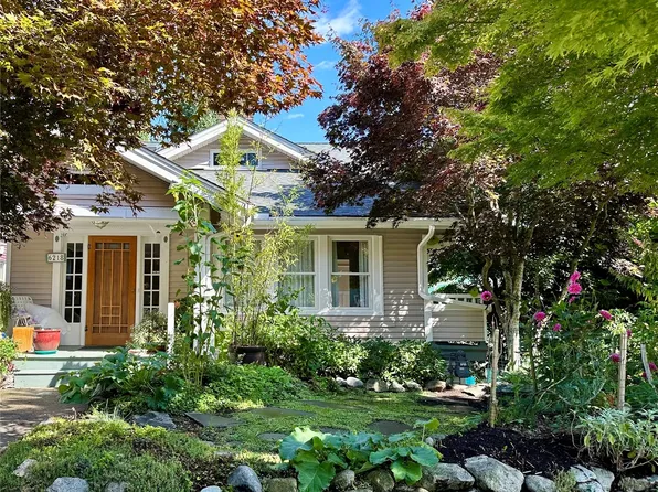 6218 20th Avenue NE, Seattle, WA 98115