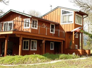 47194 River Ranch Ln, Clatskanie, OR 97016