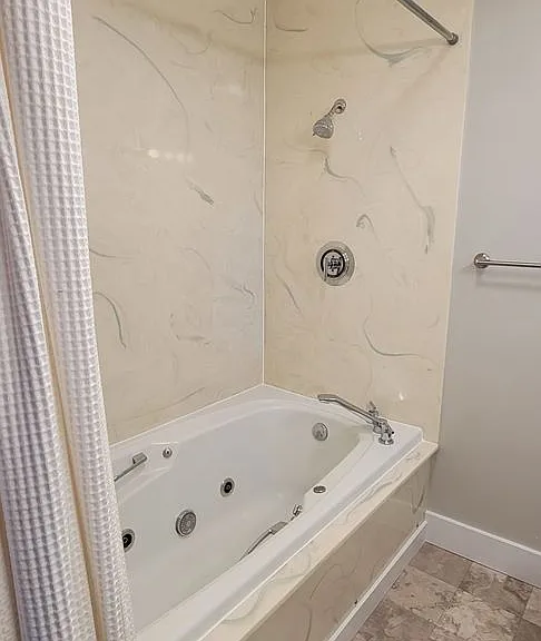 5116 Charles St — Photo 5