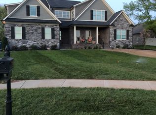 670 Diamond Peak Dr, Bowling Green, KY 42104