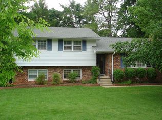 124 Buckingham Rd, Greenville, SC 29607