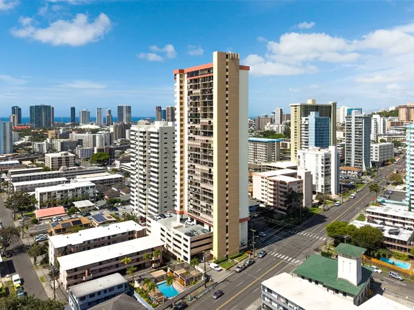 1201 Wilder Ave APT 3003, Honolulu, HI 96822