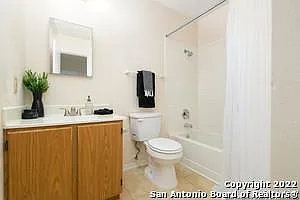 8818 Roquefort — Photo 22