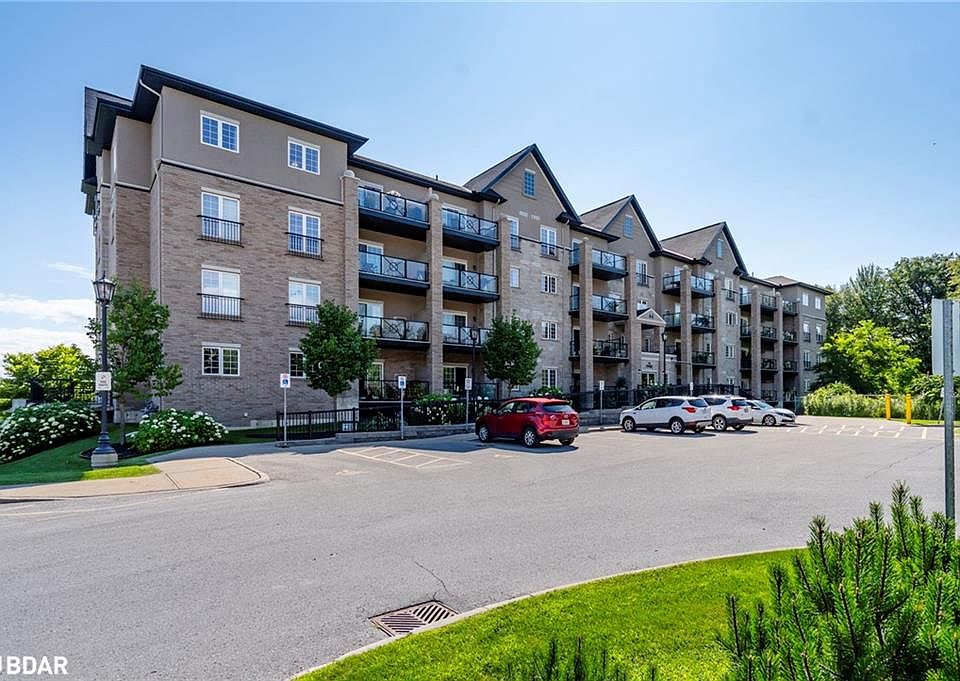 1st image of 44 Ferndale Dr S Unit 401