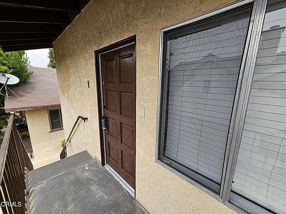 4th image of 1980 E Villa St APT 1