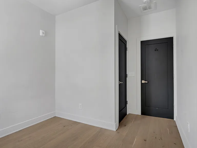 182 Waterman St #2D — Photo 15