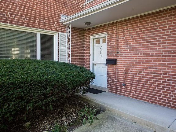 2nd image of 2503 Crawford Ave