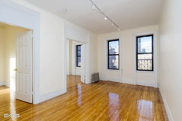 Rented by Citi Habitats | media 11