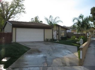 29719 Mums Dr, Santa Clarita, CA 91387