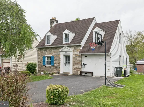 556 Anne St, Huntingdon Valley, PA 19006