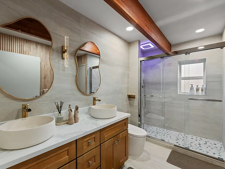 18800 Soundview Dr NW — Photo 20