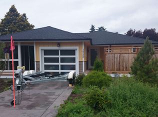 1720 NW 96th St, Seattle, WA 98117