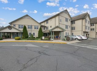 55 Park Edge #1-F, Berkeley Heights, NJ 07922