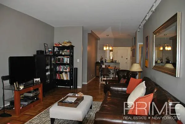 Sold by Prime NYC | media 2