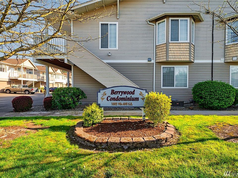 1st image of 1002 9th Ave SE APT B204